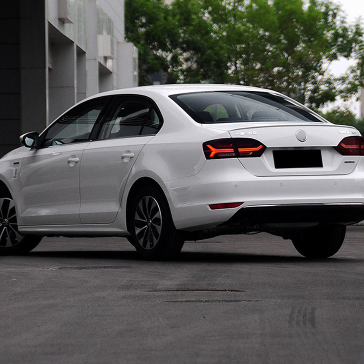 VLAND LED Taillights for 2012-2014 Volkswagen Jetta Sagitar Australia